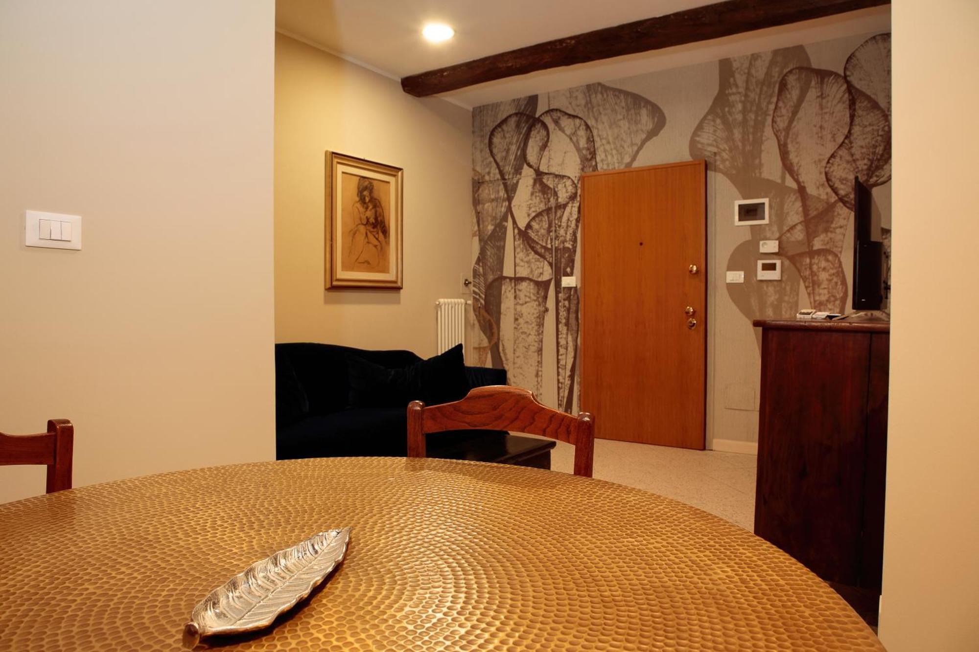 Saint Charles Apartment Bologna Eksteriør billede