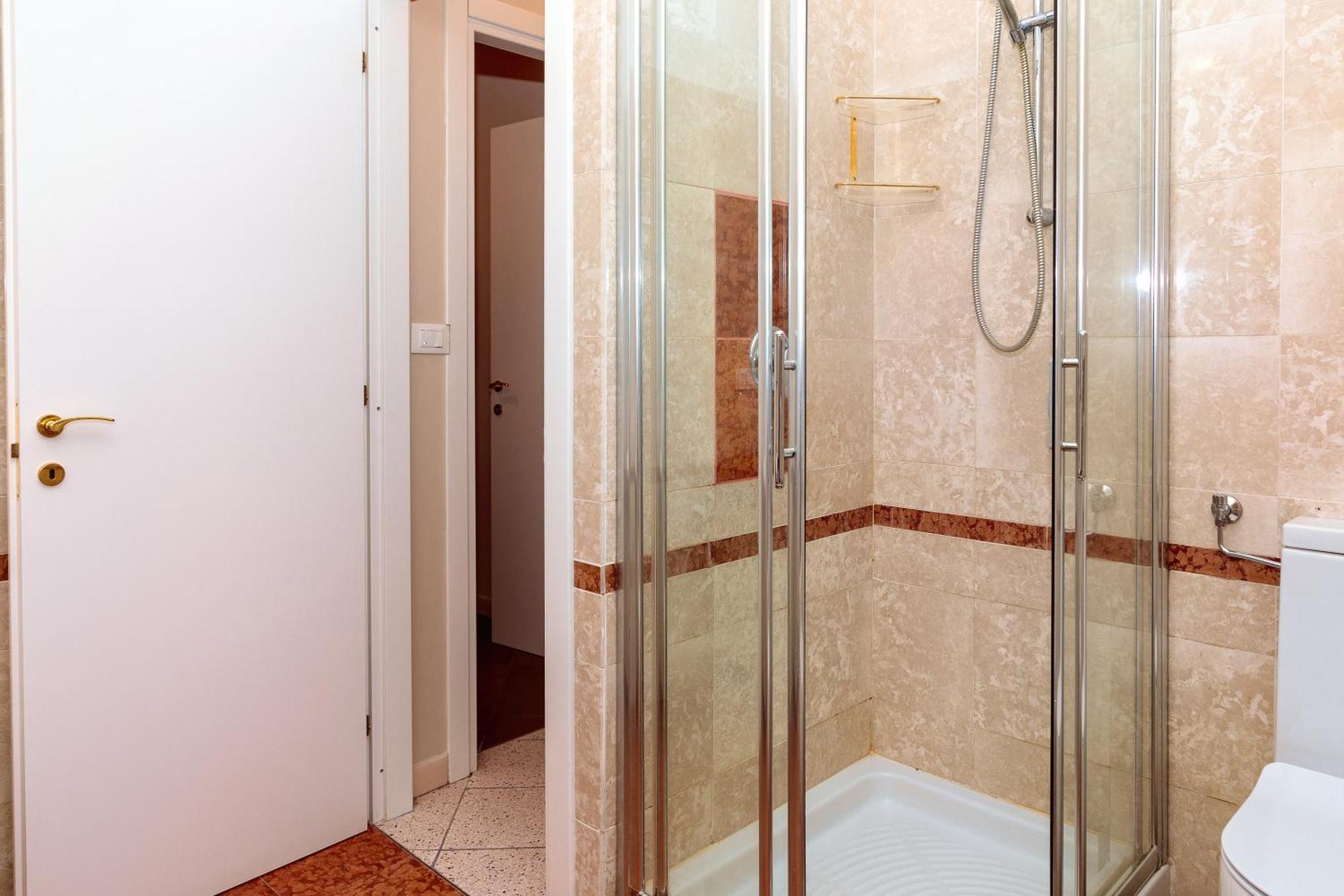 Saint Charles Apartment Bologna Eksteriør billede